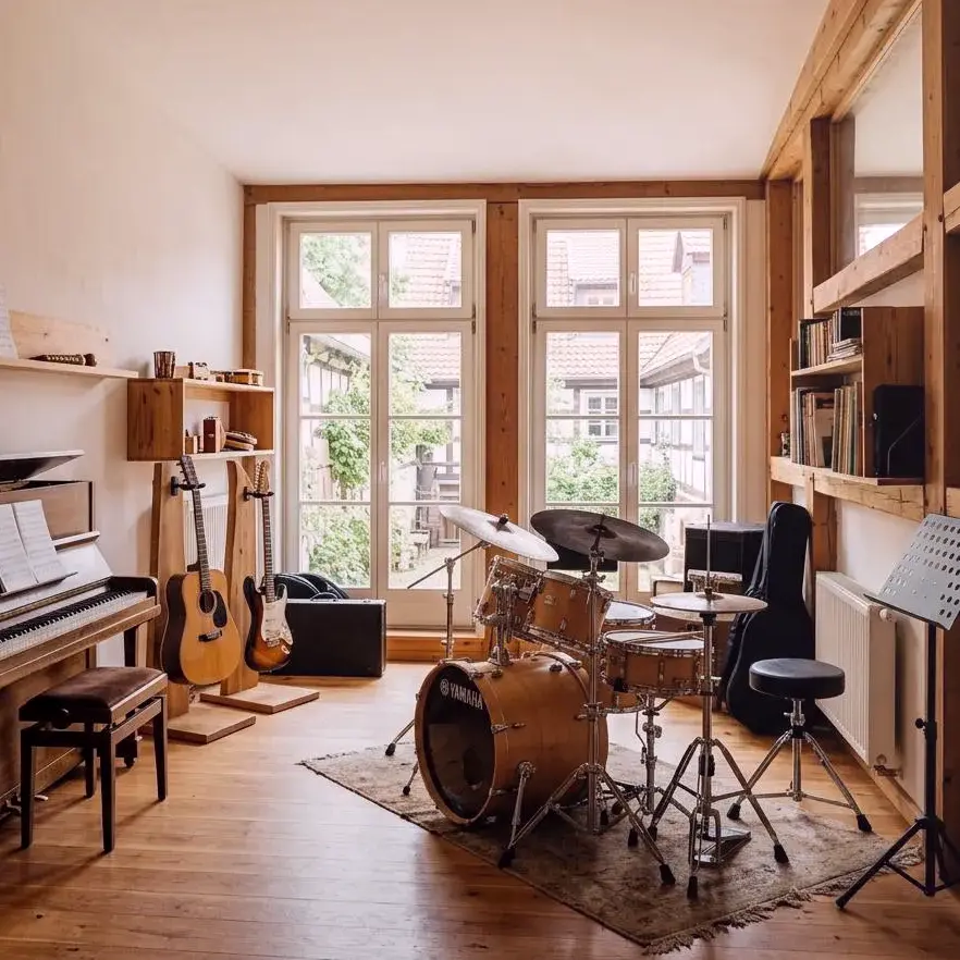 Sunrise Bay — musicschool in Berlin